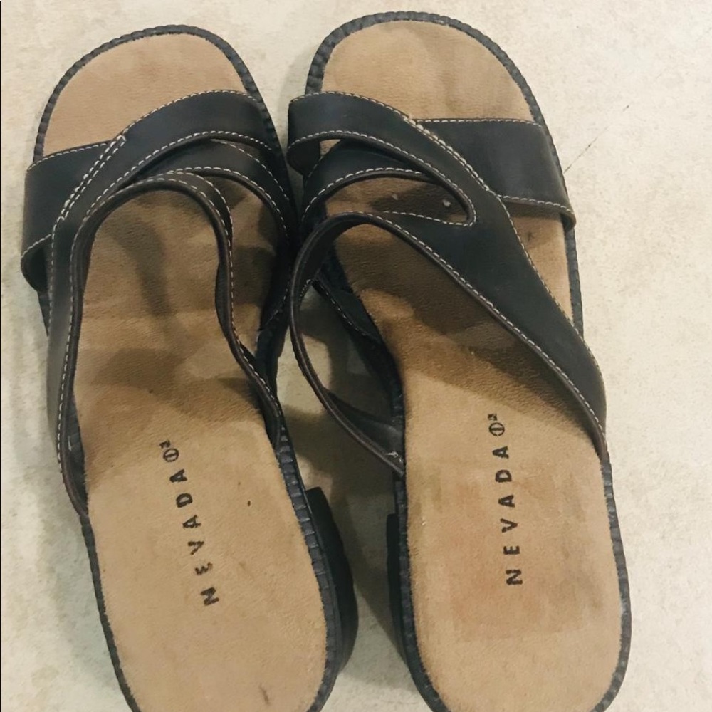 Sandals size 8